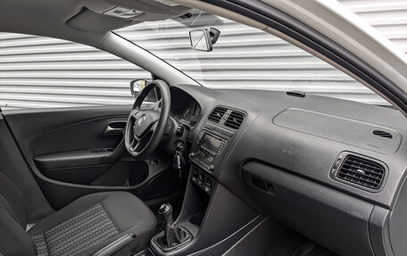 Volkswagen Polo VI (EU Market), 2016 год, 1 075 000 рублей, 13 фотография