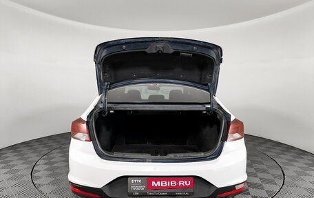 Hyundai Elantra VI рестайлинг, 2019 год, 1 156 000 рублей, 10 фотография