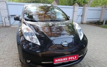 Nissan Leaf I, 2015 год, 1 100 000 рублей, 1 фотография