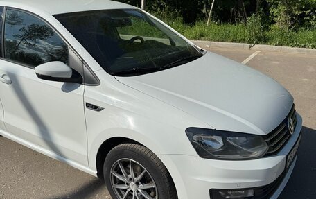 Volkswagen Polo VI (EU Market), 2018 год, 1 320 000 рублей, 2 фотография