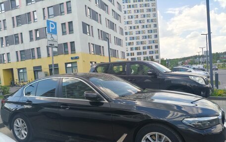 BMW 5 серия, 2021 год, 3 650 000 рублей, 4 фотография