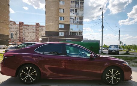 Toyota Camry, 2017 год, 2 430 000 рублей, 5 фотография