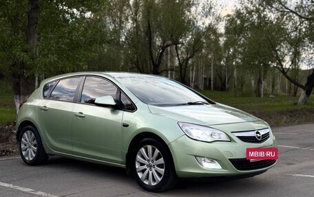 Opel Astra J, 2011 год, 570 000 рублей, 3 фотография