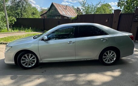 Toyota Camry, 2012 год, 2 200 000 рублей, 4 фотография
