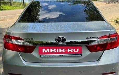 Toyota Camry, 2012 год, 2 200 000 рублей, 7 фотография