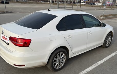 Volkswagen Jetta VI, 2015 год, 1 400 000 рублей, 2 фотография