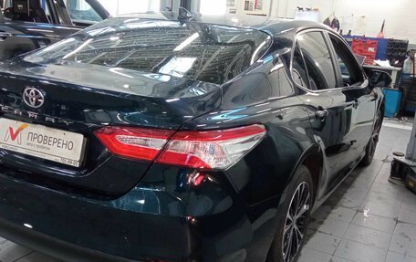 Toyota Camry, 2020 год, 2 630 000 рублей, 3 фотография