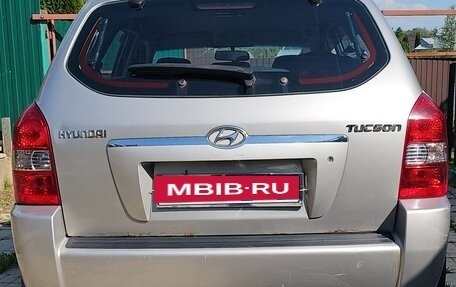 Hyundai Tucson III, 2006 год, 849 000 рублей, 2 фотография