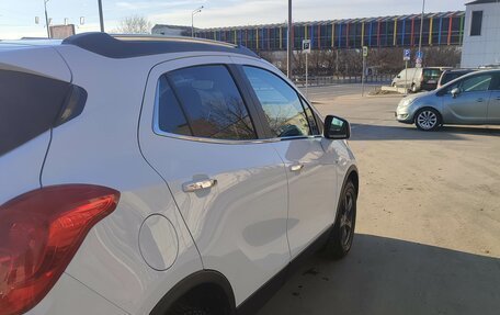 Opel Mokka I, 2014 год, 1 070 000 рублей, 2 фотография