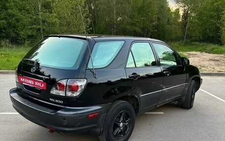 Lexus RX IV рестайлинг, 2002 год, 900 000 рублей, 6 фотография