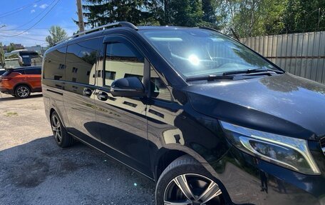 Mercedes-Benz V-Класс, 2018 год, 3 950 000 рублей, 2 фотография