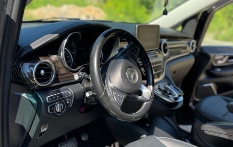 Mercedes-Benz V-Класс, 2018 год, 3 950 000 рублей, 3 фотография