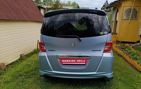 Honda Freed I, 2014 год, 1 200 000 рублей, 3 фотография