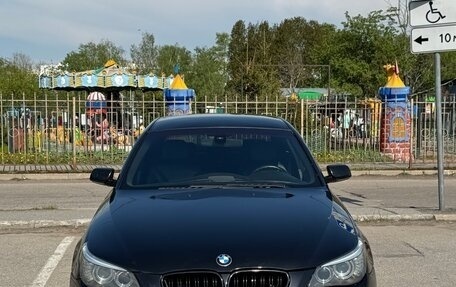 BMW 5 серия, 2006 год, 1 050 000 рублей, 2 фотография