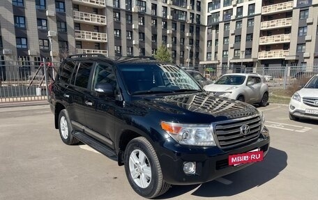 Toyota Land Cruiser 200, 2012 год, 4 999 999 рублей, 3 фотография