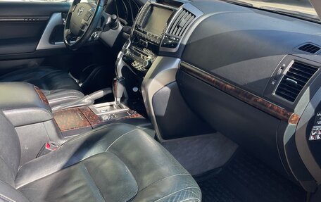 Toyota Land Cruiser 200, 2012 год, 4 999 999 рублей, 8 фотография