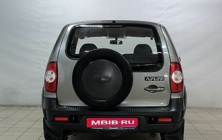 Chevrolet Niva I рестайлинг, 2012 год, 585 000 рублей, 6 фотография