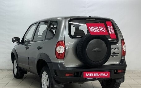 Chevrolet Niva I рестайлинг, 2012 год, 585 000 рублей, 5 фотография