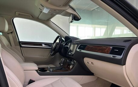 Volkswagen Touareg III, 2013 год, 2 399 000 рублей, 11 фотография