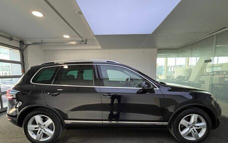 Volkswagen Touareg III, 2013 год, 2 399 000 рублей, 4 фотография
