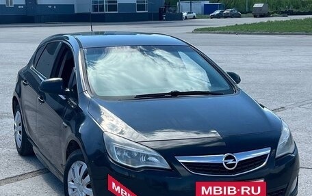 Opel Astra J, 2011 год, 465 000 рублей, 2 фотография