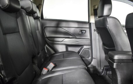 Mitsubishi Outlander III рестайлинг 3, 2014 год, 1 817 000 рублей, 5 фотография