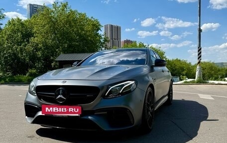 Mercedes-Benz E-Класс AMG, 2017 год, 8 300 000 рублей, 4 фотография