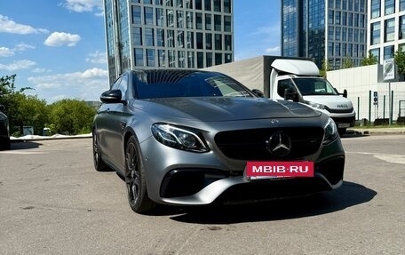 Mercedes-Benz E-Класс AMG, 2017 год, 8 300 000 рублей, 2 фотография