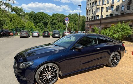 Mercedes-Benz E-Класс, 2019 год, 5 500 000 рублей, 10 фотография