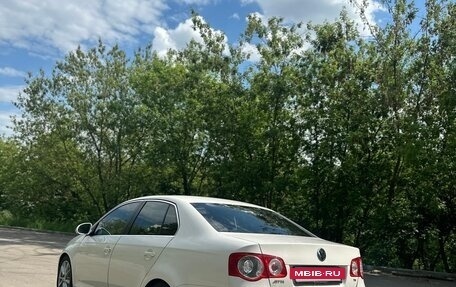 Volkswagen Jetta VI, 2009 год, 875 000 рублей, 7 фотография