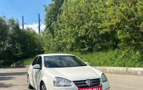 Volkswagen Jetta VI, 2009 год, 875 000 рублей, 4 фотография