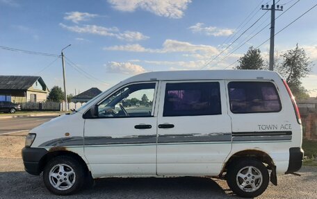 Toyota Town Ace III, 1996 год, 200 000 рублей, 8 фотография