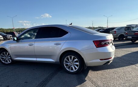 Skoda Superb III рестайлинг, 2021 год, 4 500 000 рублей, 5 фотография