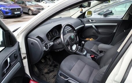 Skoda Octavia, 2011 год, 1 200 000 рублей, 2 фотография