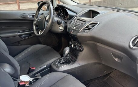 Ford Fiesta, 2015 год, 870 000 рублей, 6 фотография