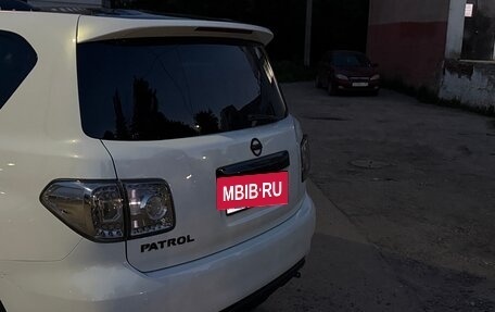 Nissan Patrol, 2011 год, 3 000 000 рублей, 3 фотография