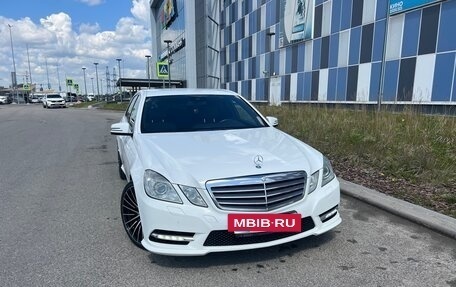 Mercedes-Benz E-Класс, 2012 год, 1 750 000 рублей, 8 фотография