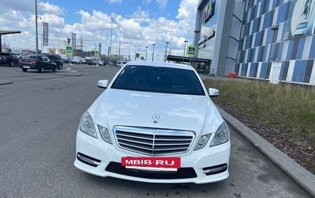 Mercedes-Benz E-Класс, 2012 год, 1 750 000 рублей, 4 фотография
