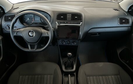 Volkswagen Polo VI (EU Market), 2017 год, 799 000 рублей, 14 фотография