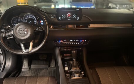 Mazda 6, 2020 год, 2 200 000 рублей, 5 фотография