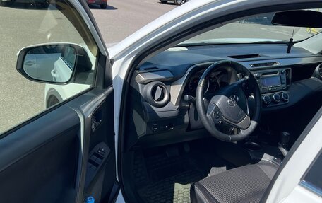 Toyota RAV4, 2013 год, 1 870 000 рублей, 11 фотография