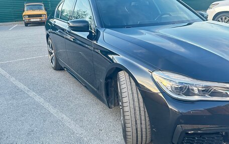 BMW 7 серия, 2018 год, 5 000 000 рублей, 19 фотография