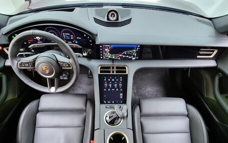 Porsche Taycan I, 2022 год, 11 946 000 рублей, 6 фотография