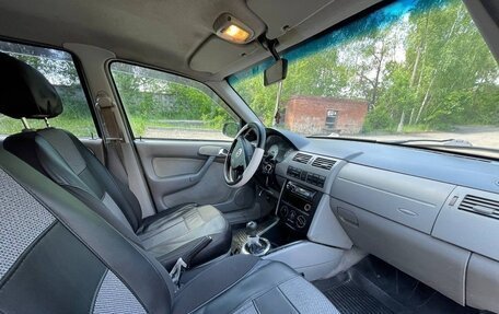 Volkswagen Pointer, 2005 год, 190 000 рублей, 5 фотография
