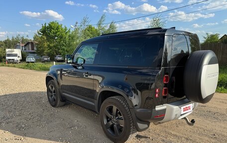 Land Rover Defender II, 2021 год, 8 500 000 рублей, 3 фотография