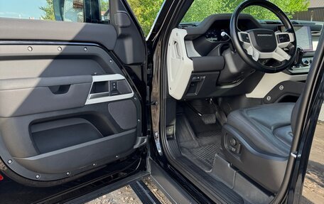 Land Rover Defender II, 2021 год, 8 500 000 рублей, 10 фотография