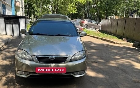 Daewoo Gentra II, 2014 год, 750 000 рублей, 3 фотография