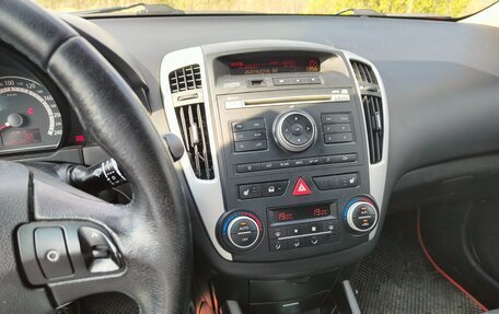 KIA cee'd I рестайлинг, 2010 год, 700 000 рублей, 5 фотография