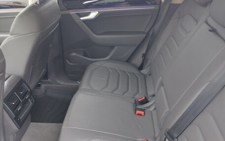 Volkswagen Touareg III, 2019 год, 5 400 000 рублей, 2 фотография