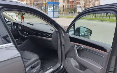 Volkswagen Touareg III, 2019 год, 5 400 000 рублей, 14 фотография
